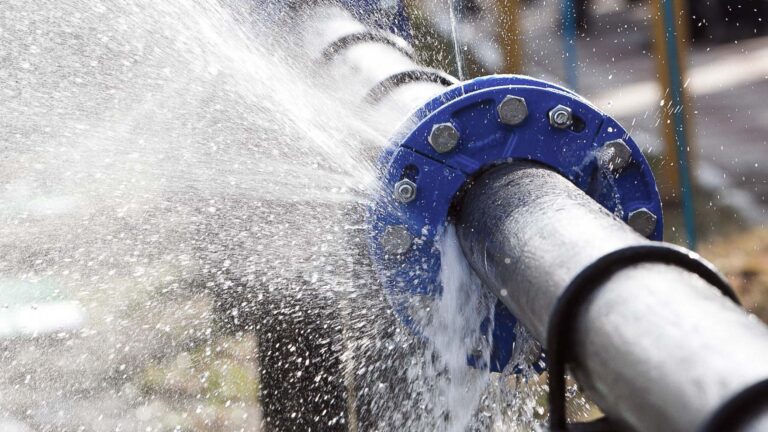Burst Pipe and Leaks Repair vancouver lower mainland area Professional Plumbing Services in Surrey